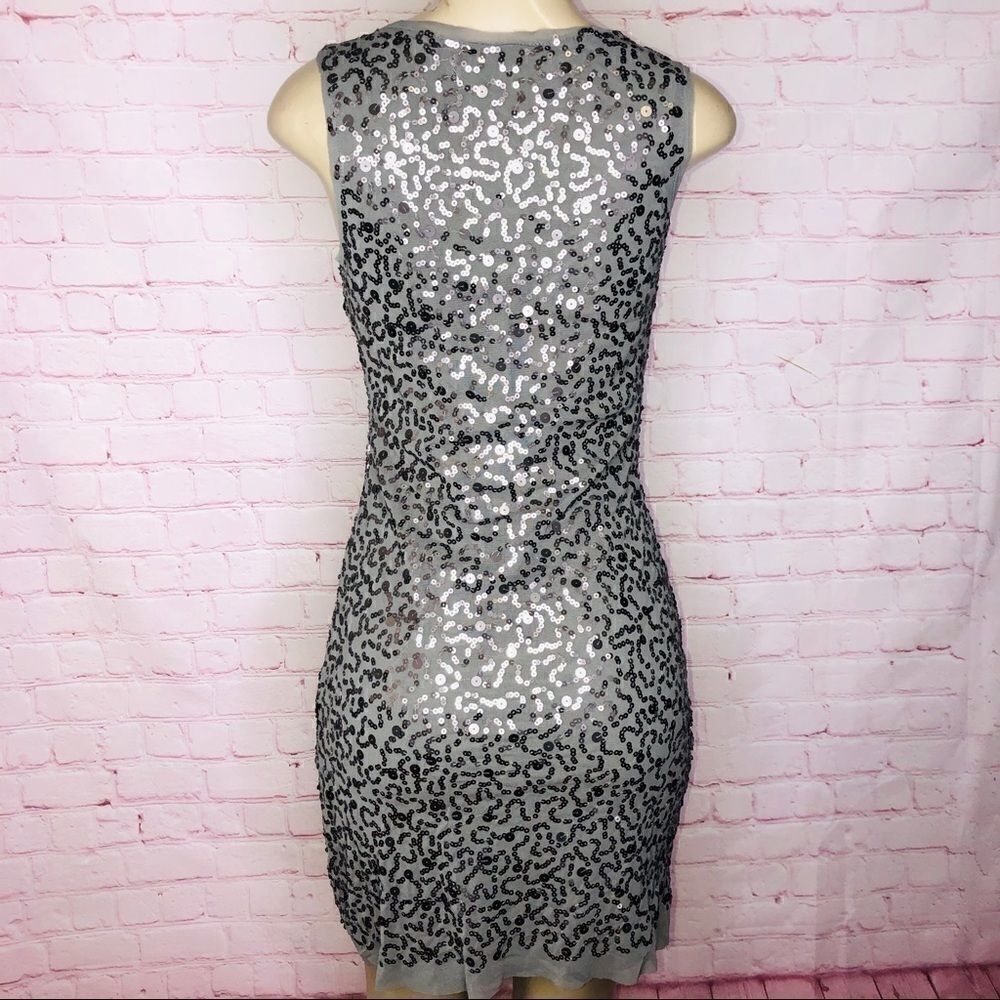 Max studio Grey sequin dress - Picture 6 of 7